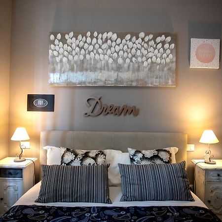 Happy Home Bo Centro Free Private Parking Bolonha Exterior foto