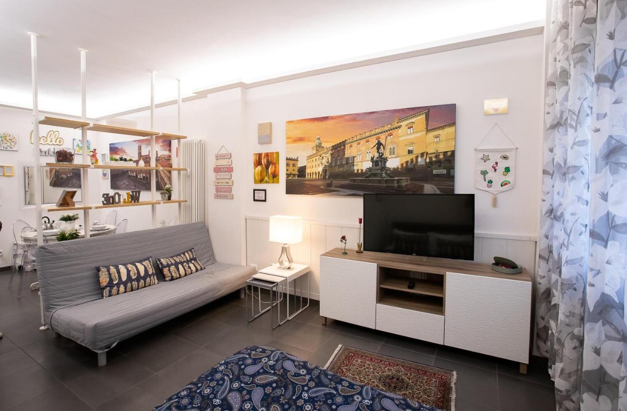 Happy Home Bo Centro Free Private Parking Bolonha Exterior foto
