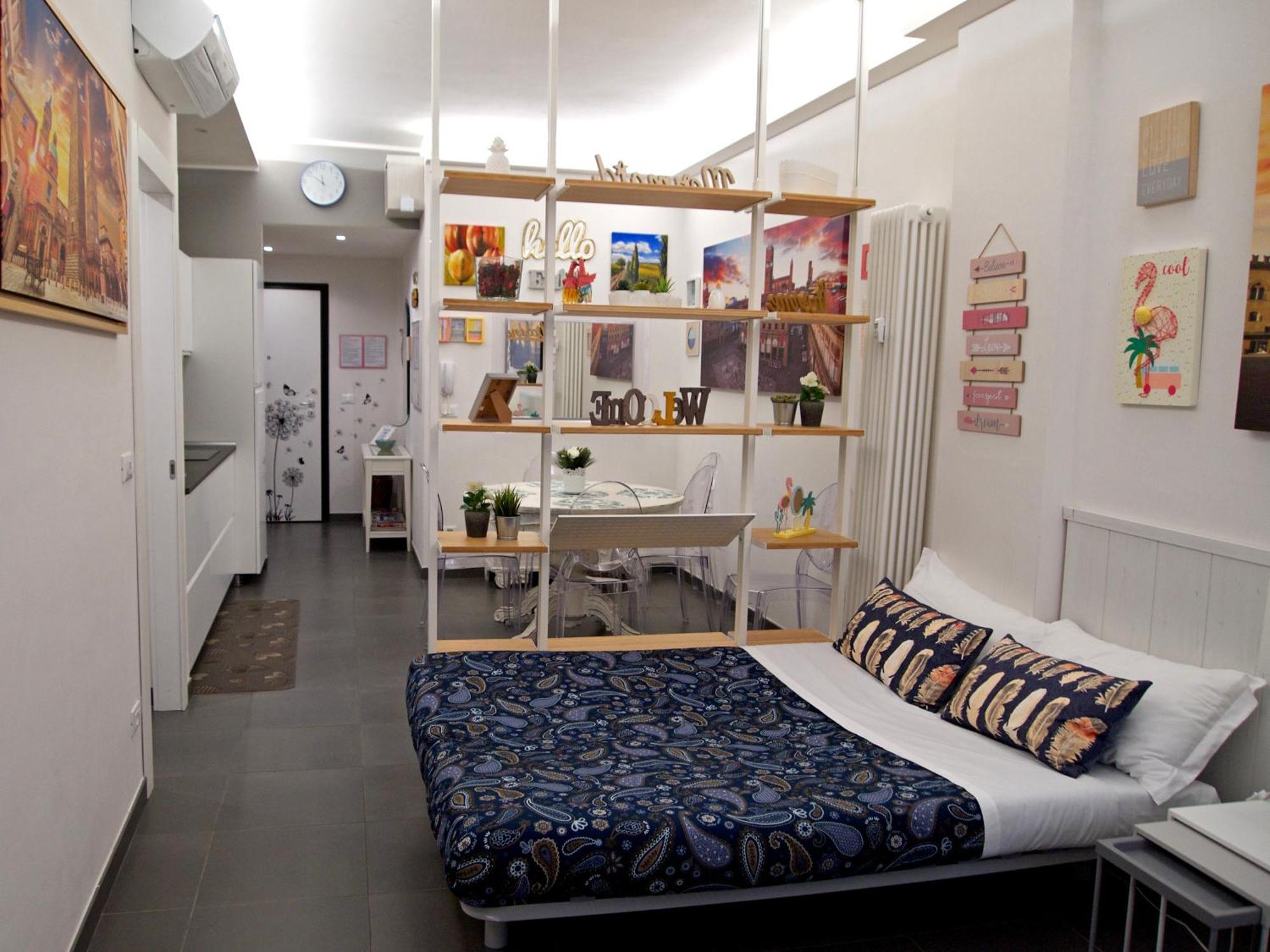 Happy Home Bo Centro Free Private Parking Bolonha Exterior foto
